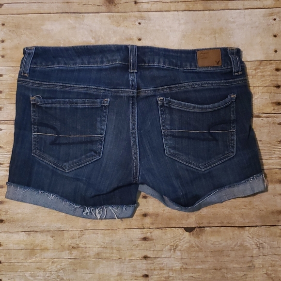 American Eagle Shorts - Picture 2 of 3